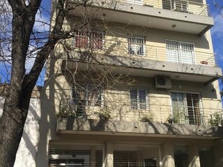 Foto 1 de DEPARTAMENTO EN VENTA CALLE 14