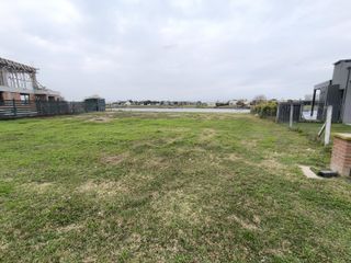 Foto 1 de VENTA LOTE A LA LAGUNA EN SAN SEBASTIAN AREA 11