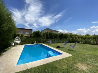Foto 1 de Casa en Venta Los Lagos, Nordelta - Frente al House