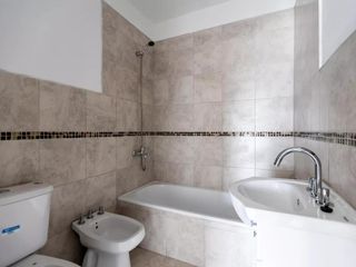 Foto 7 de Departamento en venta - 1 Dormitorio 2 Baños - 52Mts2 - Adrogué