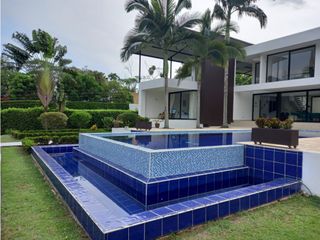 Foto 1 de Venta casa en Villeta con lote