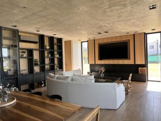Foto 7 de Casa  en Alquiler en Barbarita con 4 dormitorios a la laguna