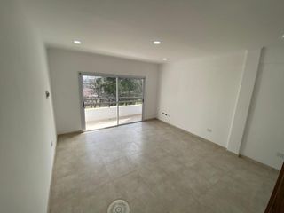 Foto 3 de Departamento en Canning (Ezeiza)
