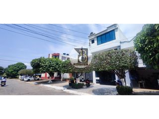 Foto 36 de VENTA DE CASA DE TRES NIVELES BARRIO LOS HELECHOS YOPAL.