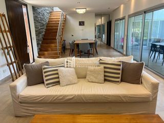 Foto 6 de Casa en alquiler de 4 dormitorios c/ cochera en Nordelta Los Lagos