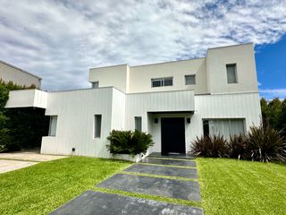 Foto 4 de Casa Barbarita lote interno!!!