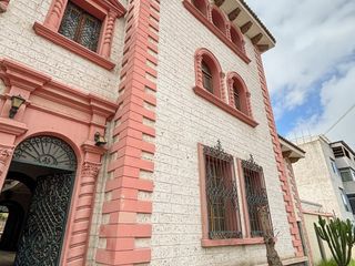 Foto 8 de Casa en Venta en Cercado - cerca a la Av. Goyoneche