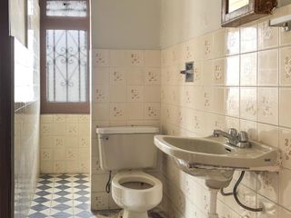 Foto 49 de Casa en Venta en Cercado - cerca a la Av. Goyoneche
