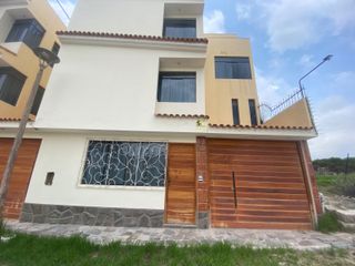 Foto 1 de Casa - Cayma