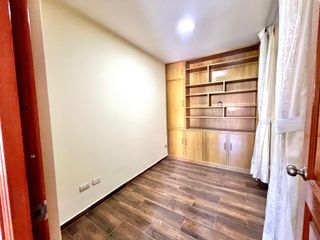 Foto 5 de casa en exclusiva residencial de  Cayma  en alquiler