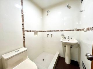 Foto 11 de casa en exclusiva residencial de  Cayma  en alquiler
