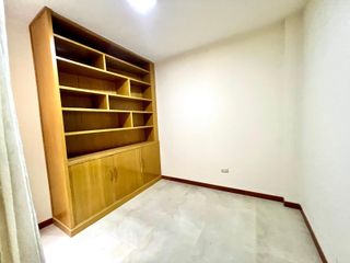 Foto 18 de casa en exclusiva residencial de  Cayma  en alquiler