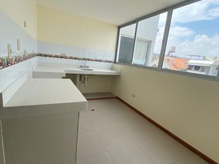 Foto 5 de ALUILO DEPARTAMENTO EN URB. EXCLUSIVA DE SELVA ALEGRE