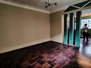 Foto 6 de Alquiler de casa para oficinas, a cuadra y media de la Av. Goyeneche