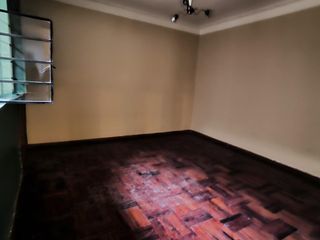 Foto 4 de Alquiler de casa para oficinas, a cuadra y media de la Av. Goyeneche