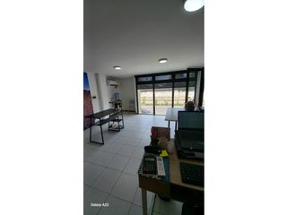 Foto 19 de ARRIENDO Amplia y Práctica OFICINA AMOBLADA LA CEIBA