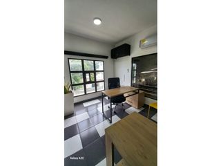 Foto 10 de ARRIENDO Amplia y Práctica OFICINA AMOBLADA LA CEIBA