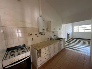 Foto 3 de Casa en Venta 4 ambientes con jardin ideal con piscina, Cofico, Salta capital
