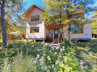 Foto 1 de VENTA - CASA + CABAÑA EN RÍO HERMOSO - SAN MARTÍN DE LOS ANDES