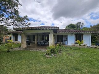 Foto 1 de CASA FINCA EN ARRIENDO RIONEGRO ANTIOQUIA; SECTOR OJO DE AGUA