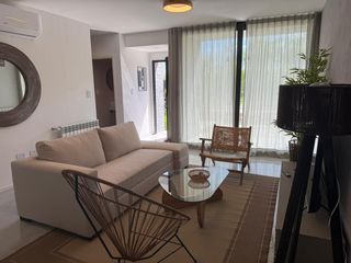 Foto 27 de Casa en  venta de 5 amb