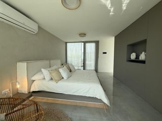 Foto 39 de Casa en  venta de 5 amb