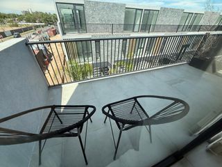 Foto 4 de Casa en  venta de 5 amb