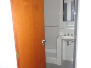 Foto 3 de Muy buen 2 ambientes en Banfield Este.