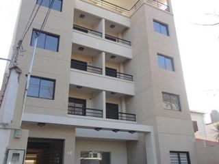 Foto 1 de Muy buen 2 ambientes en Banfield Este.