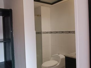 Foto 7 de A La Venta Casa En El Norte De Bogota Santa Barbara Central