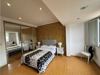 Foto 5 de VENTA CASA 4 AMBIENTES CON PISCINA BARRIO LOS PINARES