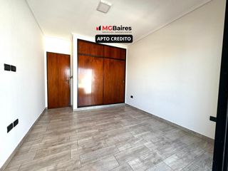 Foto 16 de Departamento en venta con patio y parrilla - Villa Lugano