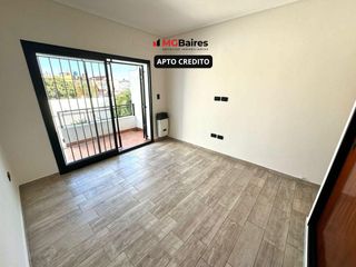 Foto 14 de Departamento en venta con patio y parrilla - Villa Lugano
