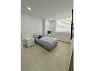 Foto 10 de Acogedor Ap Envigado Loma de los Mesa 123m2 💰1100 Mill