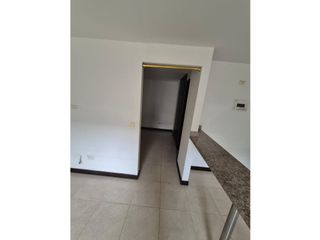 Foto 3 de SE VENDE APARTAMENTO EN EL CENTRO SIN ASENSOR