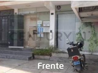 Foto 3 de Venta de Local Comercial en Surco 90.45 m²  Excelente Exposición a Calle