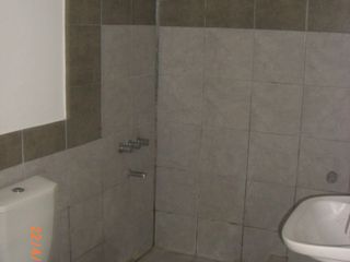 Foto 10 de DEPTO 2 AMB. AMPLIO TIPO LOFT  CON COCHERA 2º X ESCALERA. ,.COMPLEJO CONPISICINA Y PARRILLA. TIGRE. TEDIN 159
