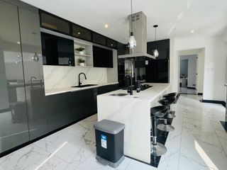 Foto 5 de CASA AMERICANA DE ESTRENO SIN ALCABALA!