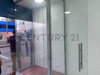 Foto 8 de Local esquinero de arriendo en Sur de Quito, La Magdalena