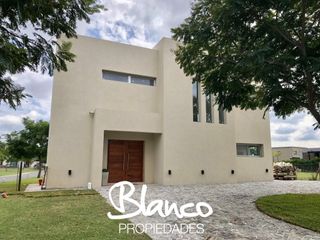 Foto 1 de Casa en Venta en Puertos, Escobar, G.B.A. Zona Norte, Argentina