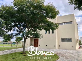 Foto 2 de Casa en Venta en Puertos, Escobar, G.B.A. Zona Norte, Argentina