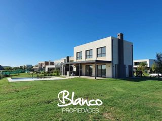 Foto 1 de Casa en Venta en El Naudir, Escobar, G.B.A. Zona Norte, Argentina