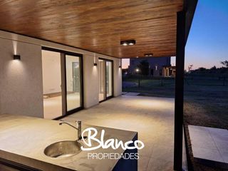 Foto 4 de Casa en Venta en El Naudir, Escobar, G.B.A. Zona Norte, Argentina