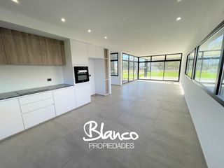 Foto 7 de Casa en Venta en Haras Santa Maria, Escobar, G.B.A. Zona Norte, Argentina