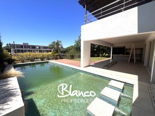 Foto 2 de Casa en Venta en El Yacht, Nordelta, Tigre, G.B.A. Zona Norte, Argentina
