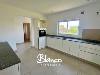 Foto 8 de Casa en Venta en Puertos, Escobar, G.B.A. Zona Norte, Argentina