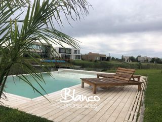 Foto 2 de Casa en Alq. Temporario en El Naudir, Escobar, G.B.A. Zona Norte, Argentina