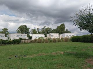 Foto 2 de Lote en venta en Santa Elena