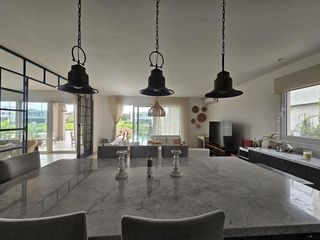 Foto 12 de Casa en  venta en venta en Carpinchos Nordelta al agua