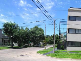Foto 7 de EDIFICIO TALCAHUANO ESQUINA CASTELLI COCHERA SEMICUBIERTA DE 2,52 POR 5,20 MTS